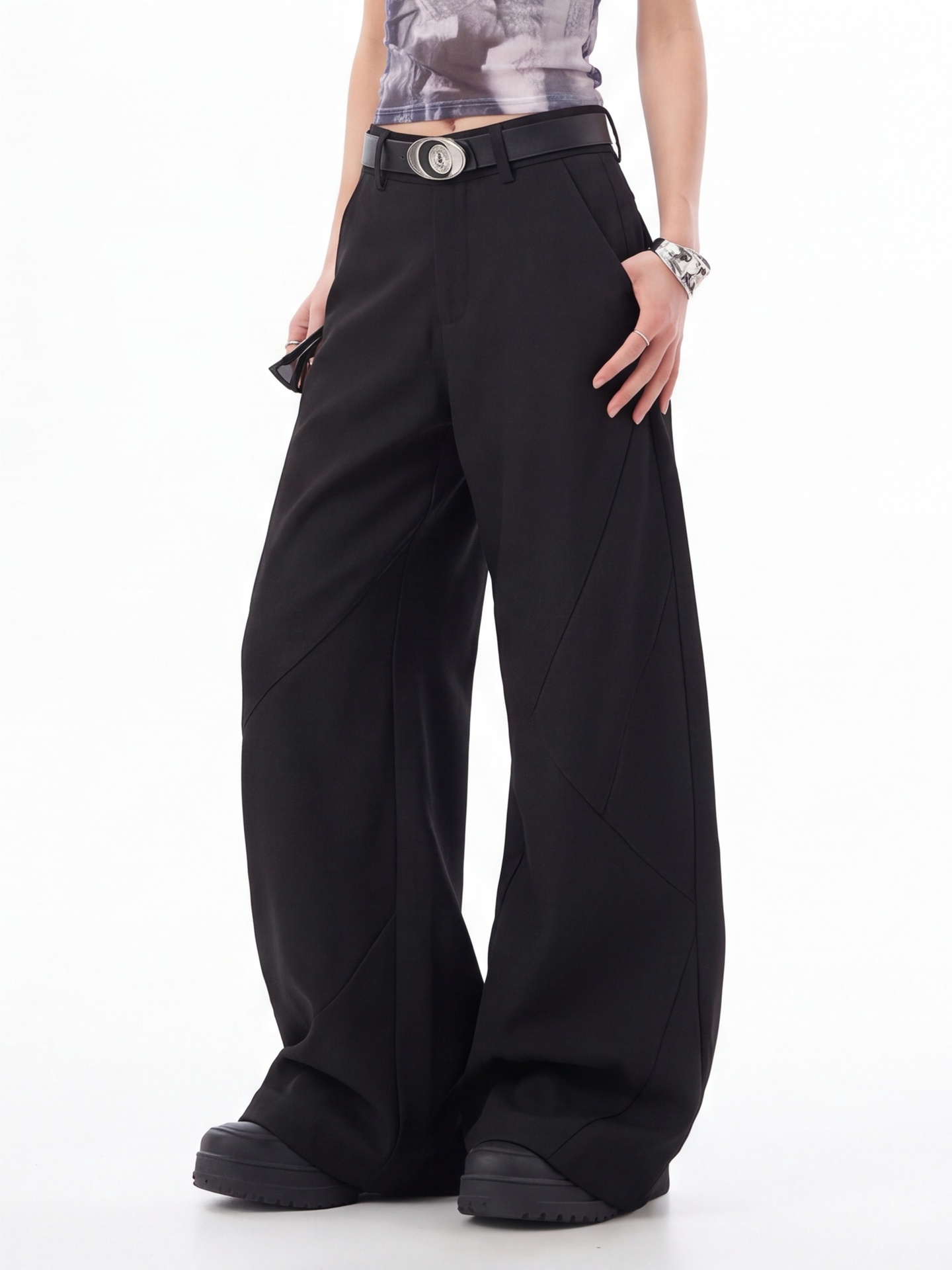 여성용 블랙 하이웨이스트 트라우저 안트 브랜드 테일러드 - Tailored Trouser Wide 리뷰 및 가격